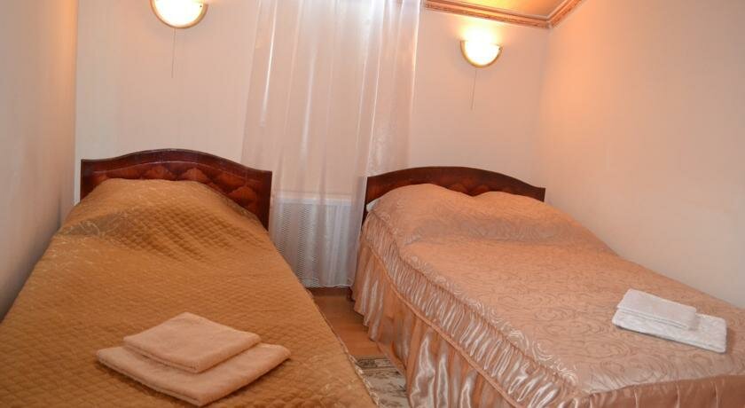 Гостиница Ашхен Осташков